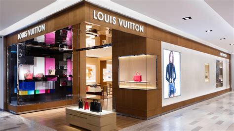 louis vuitton houston saks